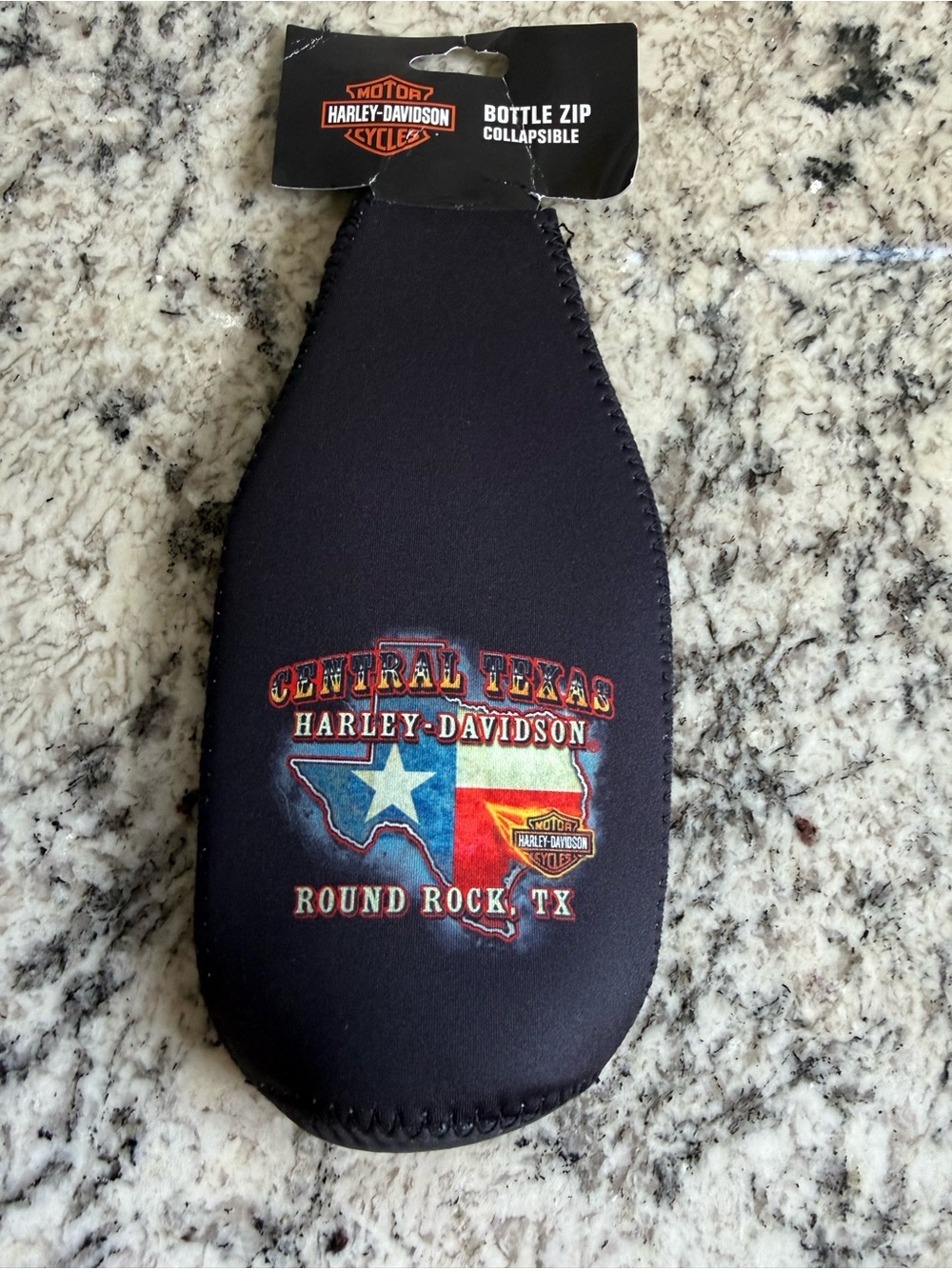 Harley-Davidson Black Bottle Zip Cooler with Texas Flag Graphics